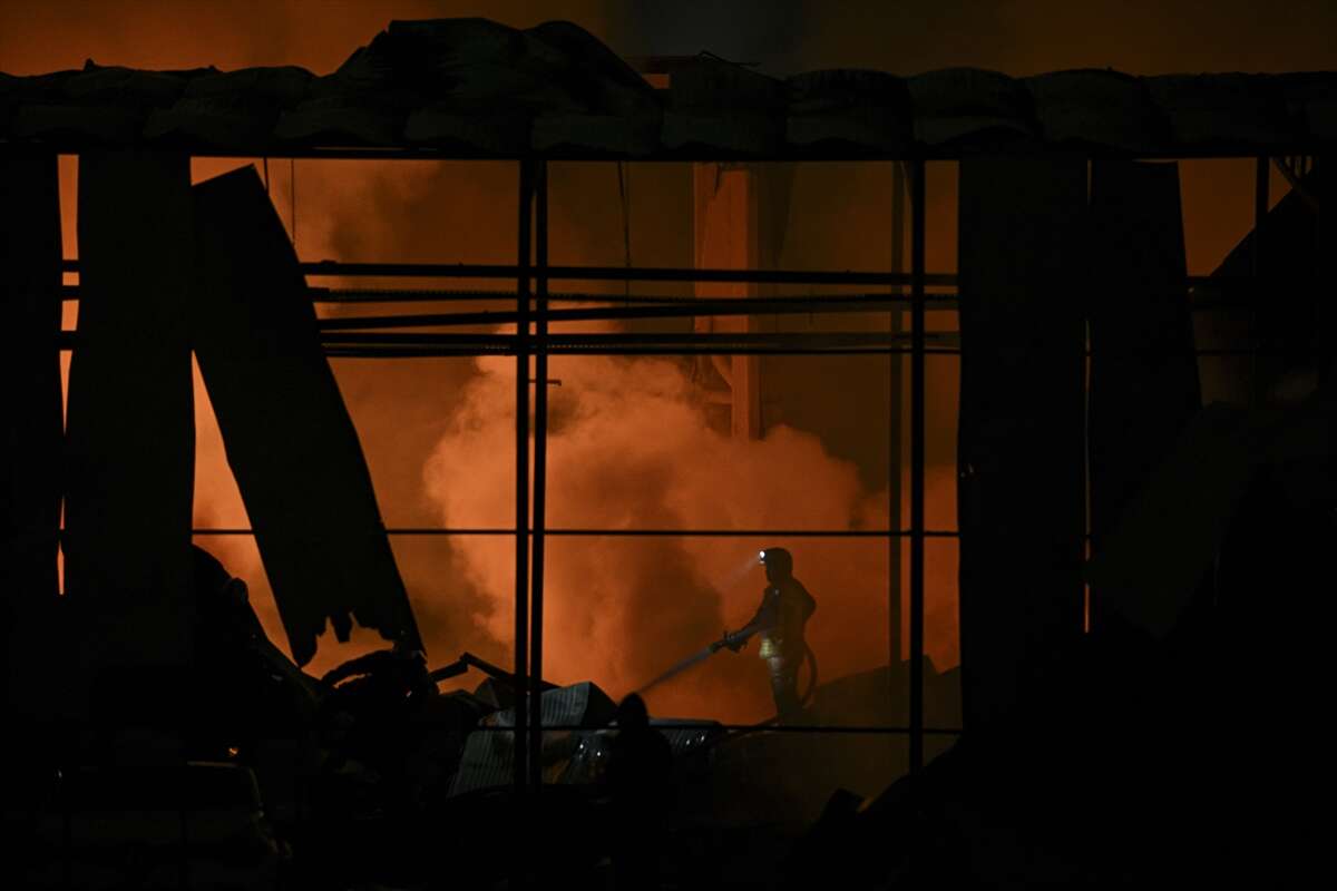 OSB’deki fabrikada çıkan yangın 5 saatte söndürüldü 1